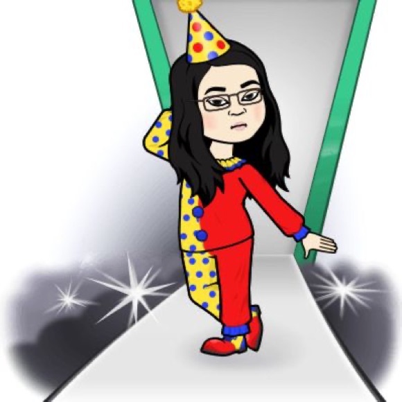 Meet your Posher, Rebecca - Picture 1 of 1